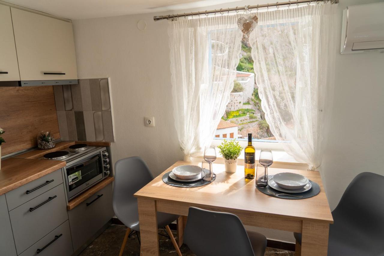 Anna's Lovely House * Идра